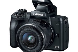 Беззеркальная фотокамера Canon EOS M50 поддерживает 4К-видеозапись»