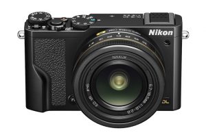 Nikon отказалась от фотокамер премиум-класса DL»