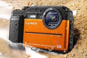 Panasonic Lumix DMC-FT7: защищённый фотокомпакт с электронным видоискателем»