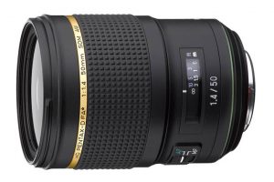 Ricoh представила два объектива «звёздной» серии для DSLR-камер»